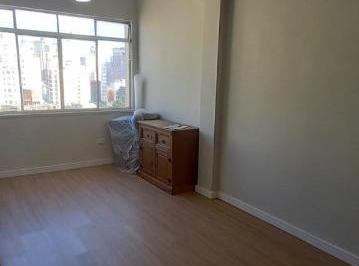 Apartamento · 31m² · 1 Quarto · Apartamento à Venda em Localização Privilegiada: 1 Quarto, 1 Sala, 1 Banheiro, 3