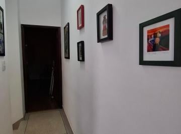 fe2c1e37-9740-4cd5-b160-fb6e111bdc97 · Aconchegante casa para venda em Vila Arcádia com 3 quartos, 180m²