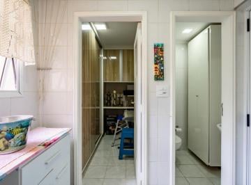 IMG_20260712_120032_000.jpeg · Elegante apartamento para venda em Chácara Inglesa com 3 quartos, sendo 1 suíte, 96m² - danielealves