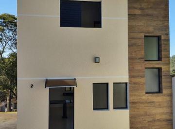 Casa de 2 quartos, Jarinu · Sobrado a Venda no Bairro Maracanã em Jarinu-SP