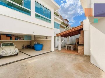 Casa · 299m² · 4 Quartos · 4 Vagas · Sobrado em Vila Madalena, São Paulo/SP de 299m² 4 quartos à venda por R$ 2.980.000,00