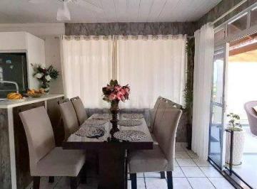 Casa · 140m² · 2 Quartos · 1 Vaga · Casa em Ingleses do Rio Vermelho, Florianópolis/SC de 140m² 2 quartos para locação R$ 4.000,00/mes