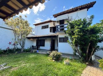 Casa · 36m² · 3 Quartos · 2 Vagas · Casa em Piratininga, Niterói/RJ de 36m² 3 quartos para locação R$ 6.500,00/mes