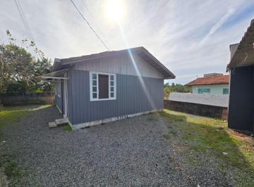 Casa · 63m² · 2 Quartos · 2 Vagas · Casa em , Penha/SC de 63m² 2 quartos para locação R$ 1.700,00/mes