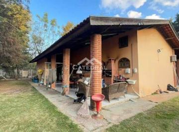 Casa · 224m² · 3 Quartos · 6 Vagas · Casa em Jardim Molinari, Jundiaí/SP de 224m² 3 quartos à venda por R$ 950.000,00