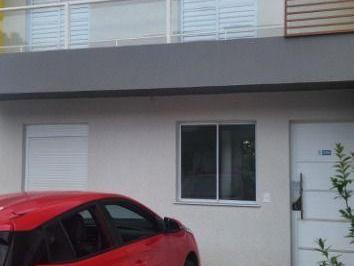 Casa · 171m² · 3 Quartos · 3 Vagas · Sobrado em Parque Santa Rosa, Suzano/SP de 171m² 3 quartos à venda por R$ 780.000,00