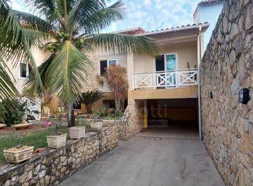 Casa · 222m² · 3 Quartos · 6 Vagas · Casa em Guaratiba (Ponta Negra), Maricá/RJ de 222m² 3 quartos à venda por R$ 980.000,00