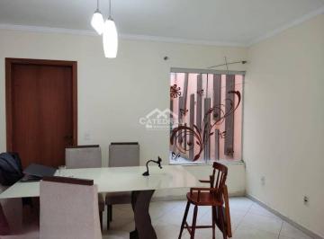Casa · 293m² · 3 Quartos · 2 Vagas · Sobrado em Vila Souza, Várzea Paulista/SP de 293m² 3 quartos à venda por R$ 620.000,00