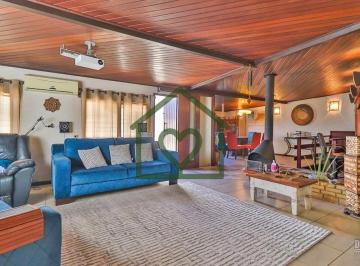 Casa · 190m² · 3 Quartos · 3 Vagas · Casa em Passo da Areia, Porto Alegre/RS de 0m² 3 quartos à venda por R$ 869.000,00