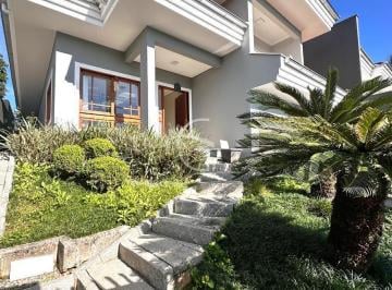 Foto 01 · Casa à venda no Bom Retiro em Joinville