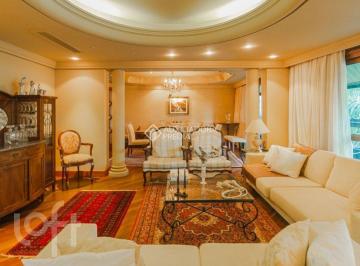 Apartamento · 302m² · 4 Quartos · 3 Vagas · Apartamento