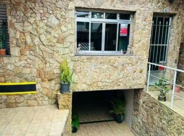 Casa · 238m² · 3 Quartos · 2 Vagas · Casa Ampla com 3 Dorms, Espaço Gourmet e Quintal - Vila Lucinda, Santo André!