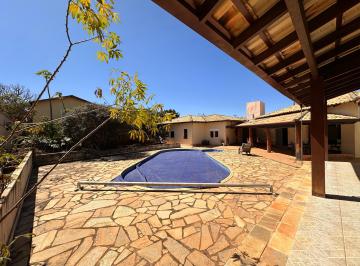 Piscina · Vivendas Lago Azul