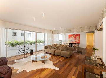 1 · Linfo apartamento de RETROFIT com 159 m², 3 quartos sendo 3 suítes à venda no bairro Água Verde.