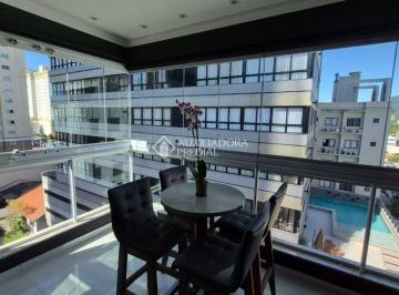 Apartamento · 83m² · 2 Quartos · 2 Vagas · Apartamento na Meia Praia, 2 suítes, 2 vagas, 590mts do mar