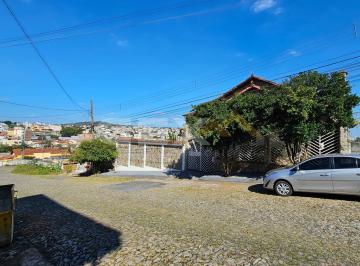 Casa · 300m² · 3 Quartos · 3 Vagas · Casa à Venda com 03 Quartos no Bairro Manoel Valinhas em Divinópolis MG.