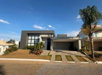 Casa · 196m² · 3 Quartos · 3 Vagas · Linda casa linear, moderna 3 quartos Condominio Villas Park