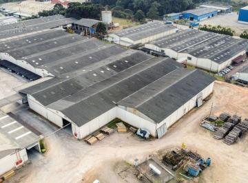 Comercial , São José dos Pinhais · Barracão Industrial com Excelente Logística e Acesso para Caminhões – Pronto para sua Operação!