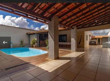 Casa de 4 quartos, Sobradinho · Quadra 02 4 quartos suite lazer completo lote 360m