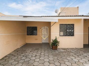 Casa de 3 quartos, Curitiba · Casa térrea com 3 quartos e 1 vaga em ótima localização no Xaxim
