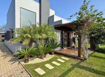 Casa Semimobiliada a 300m da Praia – Conforto e Estilo no Bairro Torres Sul, Arroio do Sal · Casa Semimobiliada a 300m da Praia – Conforto e Estilo no Bairro Torres Sul, Arroio do Sal
