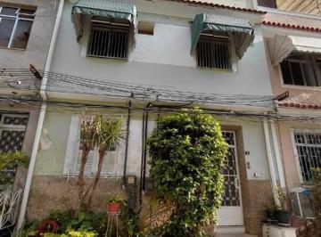 Casa · 136m² · 3 Quartos · Casa de Vila à venda em Botafogo (RJ) com 136m² e churrasqueira