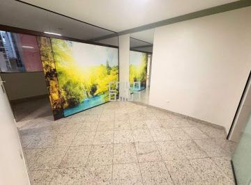 Comercial · 45m² · Sala Comercial com Vaga para Aluguel em Icaraí – Niterói (45m²) | 2 Salas, 2 Banheiros e Portaria 24