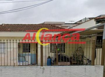 Casa · 50m² · 1 Quarto · 2 Vagas · Casa individual 50m² para locação com 1 quarto na Jardim Santa Emilia - Guarulhos/SP