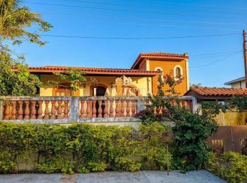 Vista da Fachada · Casa com 3 dormitórios, 206m², Jardim dos Pinheiros-Atibaia