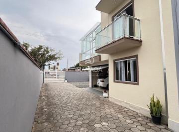 Casa · 140m² · 3 Quartos · 1 Vaga · Sobrado em , Barra Velha/SC de 140m² 3 quartos à venda por R$ 425.000,00