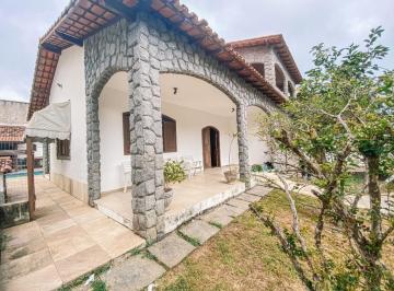 Casa · 521m² · 5 Quartos · 4 Vagas · Casa em Piratininga, Niterói/RJ de 521m² 5 quartos à venda por R$ 2.400.000,00