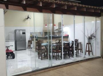 Casa · 250m² · 4 Quartos · 3 Vagas · Casa em Jardim Aclimação, Araçatuba/SP de 250m² 4 quartos à venda por R$ 550.000,00