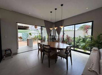 Casa de 4 quartos, Teresina · Casa em Uruguai, Teresina/PI de 187m² 4 quartos à venda por R$ 2.500.000,00