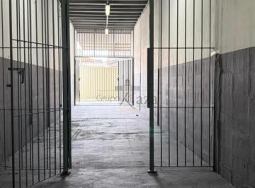 Comercial · 720m² · Oportunidade - Galpão Comercial - 720m².