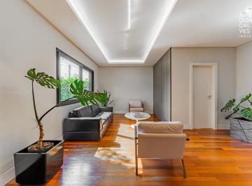 Comercial · 220m² · Casa comercial Mobiliada, Vista Alegre, Curitiba.