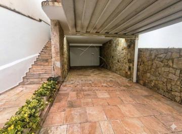 Casa · 300m² · 4 Quartos · CASA ASSOBRADADA 3 QUARTOS - Carvalho