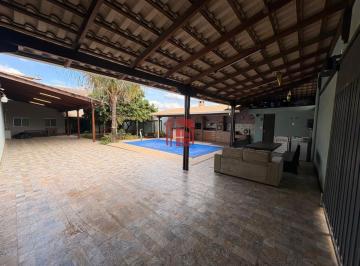 Casa · 3 Quartos · Casa à venda - São Francisco de Assis