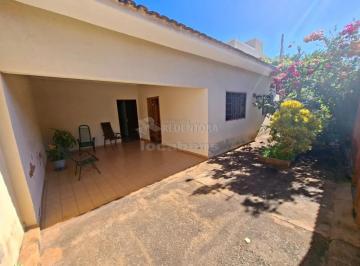 Casa · 283m² · 4 Quartos · 1 Vaga · Excelente casa de 3 dormitórios + edícula no Parque Estoril