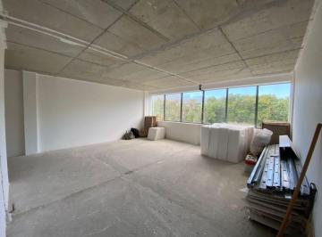 Comercial · 50m² · 2 Vagas · Ótima Sala Comercial com 50m² na Barra Olímpica