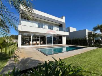 Casa · 386m² · 5 Quartos · 2 Vagas · "Capão Ilhas Resort, Quadra A, Lote 12 - Lado Lagoa"