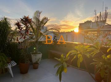 Casa · 132m² · 3 Quartos · Cobertura Duplex com Terraço Privativo em Copacabana - A Poucos Passos do Metrô Cantagalo!