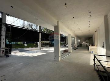 Comercial · 220m² · 1 Vaga · "Alugue Espaço Comercial Novo na Vila Augusta"