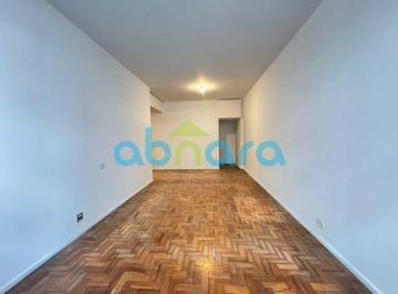 Apartamento · 140m² · 3 Quartos · 1 Vaga · Apartamento localizado na quadra da praia, 01 vaga, Sol manhã