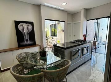 Casa · 123m² · 3 Quartos · 2 Vagas · OPORTUNIDADE Casa a venda | Próxima ao Posto Damo Vila A Foz do Iguaçu-PR