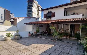 976d092e6905011f0c7c2b77bc3a5187e72f1a79 · Excelente Casa com 3 quartos com vaga.