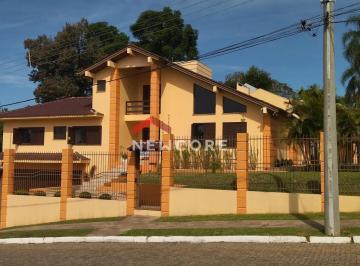 Casa · 315m² · 3 Quartos · 2 Vagas · Casa em Rua Tucanos - Centro - Nova Santa Rita/RS
