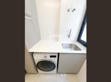 Sobre o imóvel: Numa das localizações mais procuradas do centro de Florianópolis · Apartamento para Aluguel - Centro, 2 Quartos, 67 m² - Florianópolis