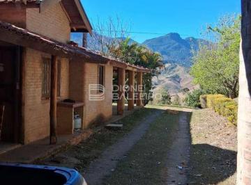 Casa · 5000m² · Casa com vista para a Pedra do Baú