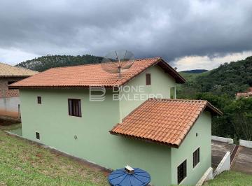 Casa · 1144m² · 4 Quartos · Entre montanhas e silêncio, uma casa onde a elegância encontra