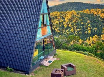 Casa · 5400m² · 1 Quarto · 🏡 Chalé Único com Vista para as Montanhas – 1.500m de Altitude